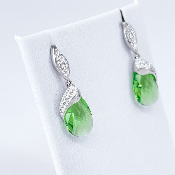 Vintage Sterling Silver Green Drop Earrings | Cubic Zirconia - Picture 2 of 8